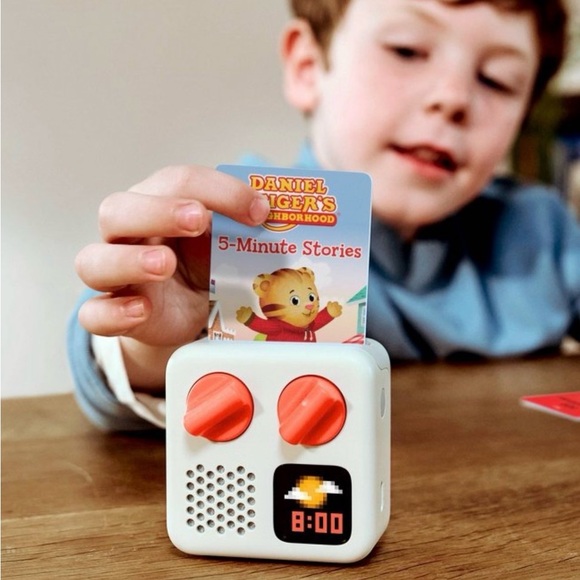 Mini Yoto Player - Picture 3 of 6